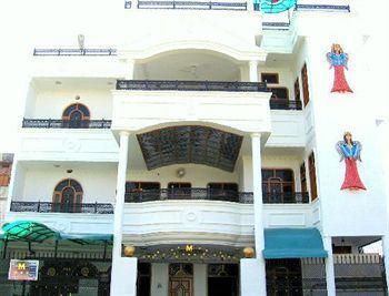 Hotel Treebo Trend Gupta Varanasi